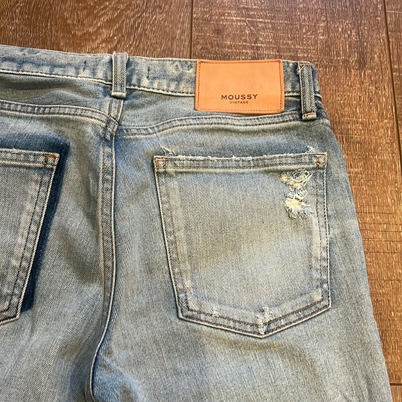 Moussy Vintage Altawoods Cropped Distressed Tapered Jeans - Picture 8 of 11